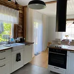 Villa Cozy Private House With Backyard And Hot Tub Pärnu