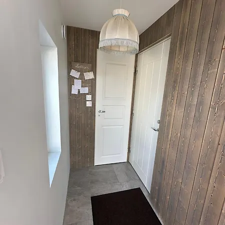 Cozy Private House With Backyard And Hot Tub