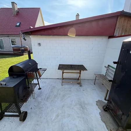 Cozy Private House With Backyard And Hot Tub 빌라