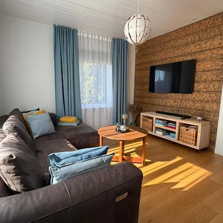 Villa Cozy Private House With Backyard And Hot Tub